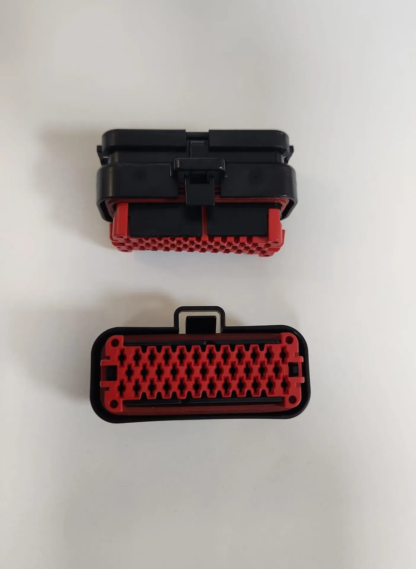 [776164-1] Otomotiv Konnektörleri PLG 35 POS F/H BLK