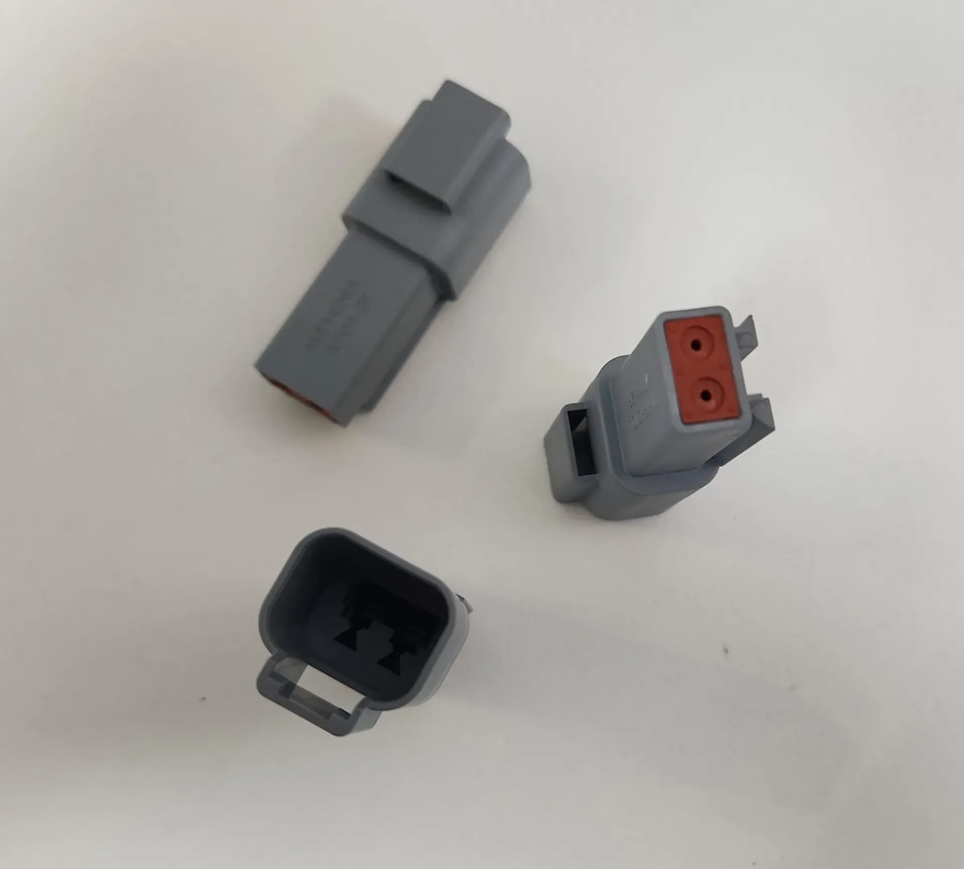 CONNECTOR, 2 POS, AT04-2P